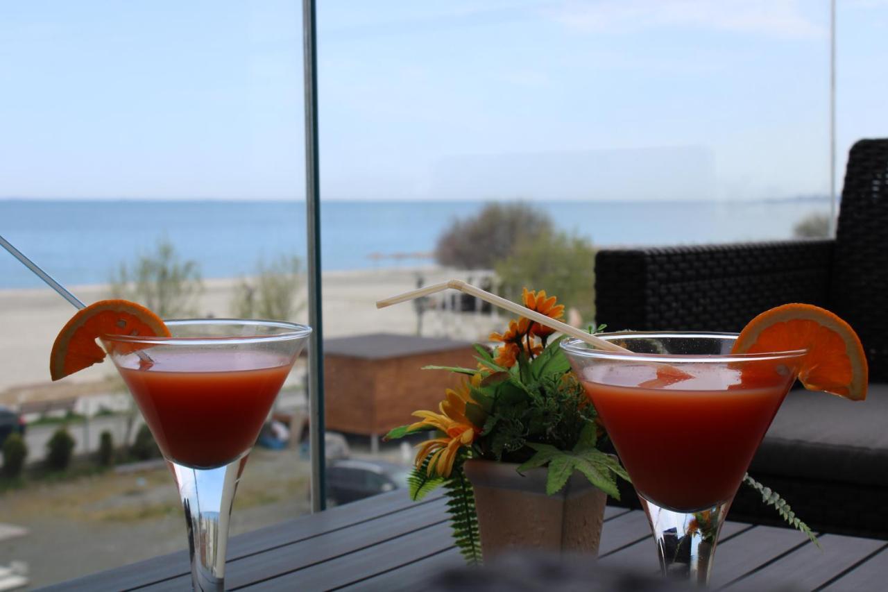 Golden Shell Apartment Mamaia Nord Нэводари Экстерьер фото